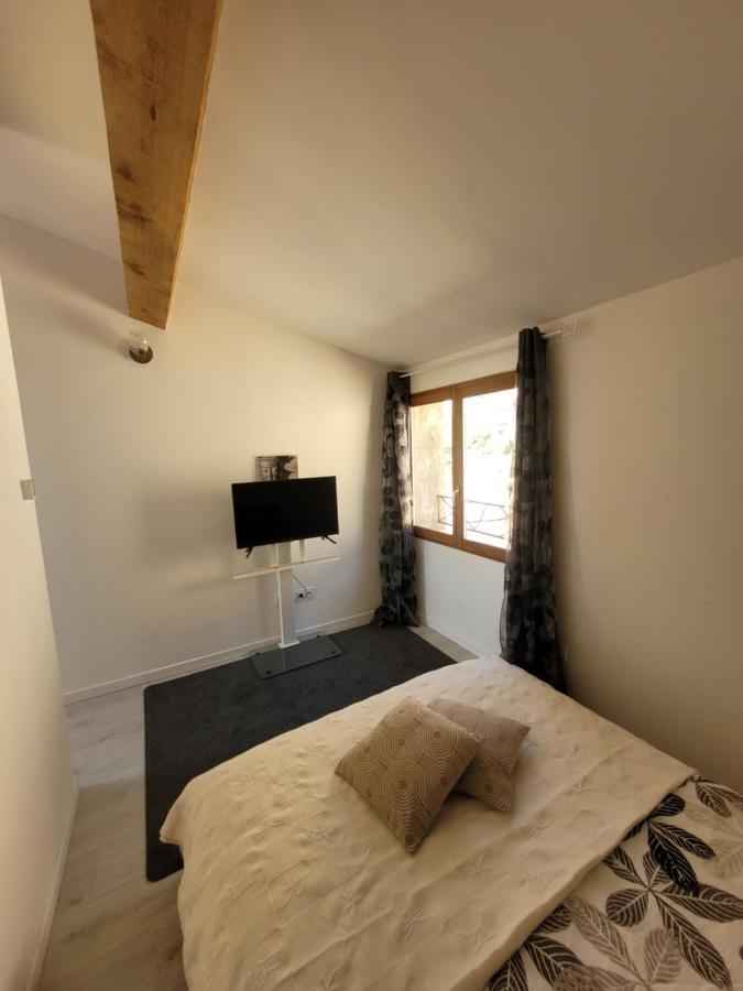 Charmant Duplex Au Coeur Du Village Cotignac Exterior photo